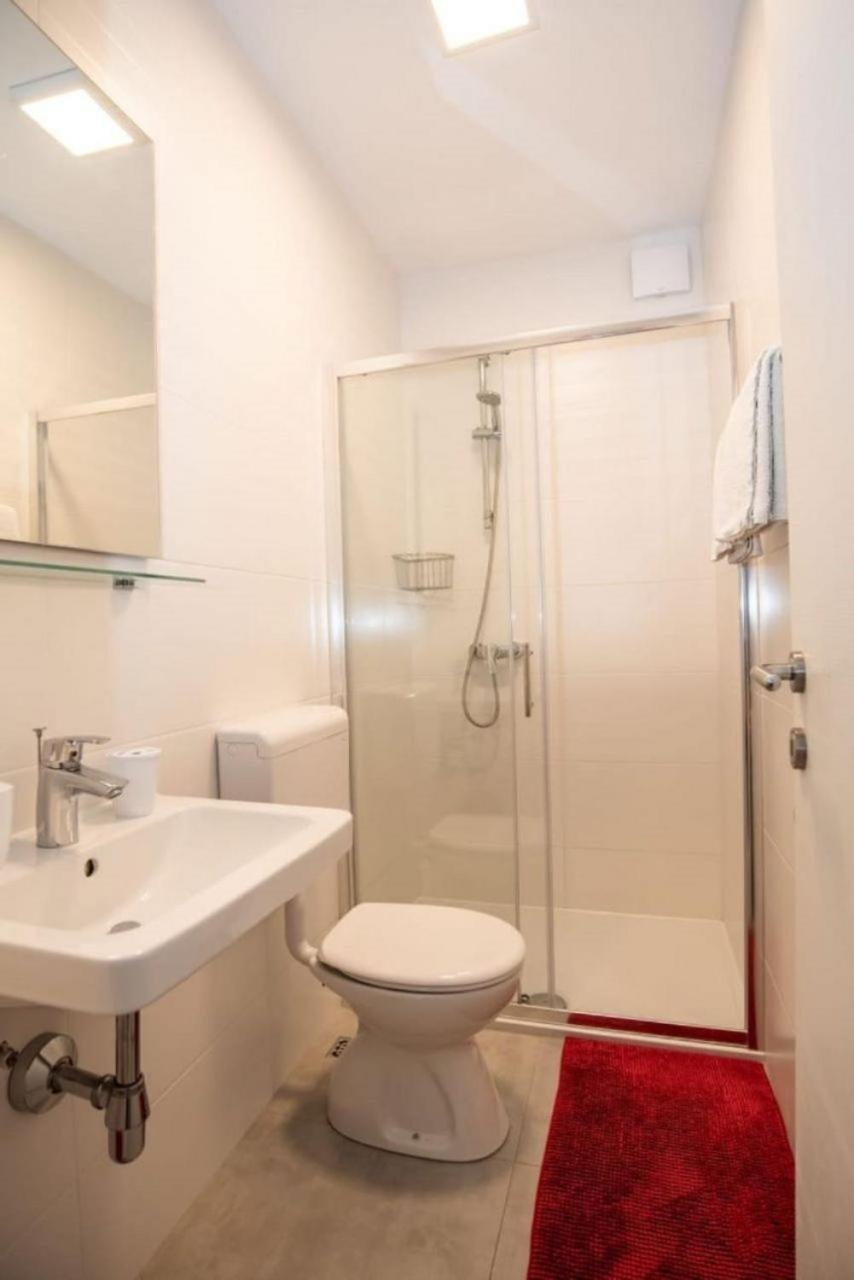 Apartments Andelko - Air Condition Baška Voda Eksteriør billede