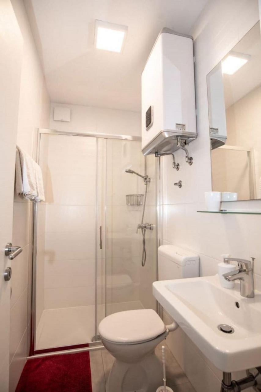 Apartments Andelko - Air Condition Baška Voda Eksteriør billede