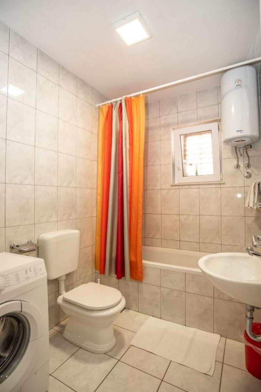 Apartments Andelko - Air Condition Baška Voda Eksteriør billede